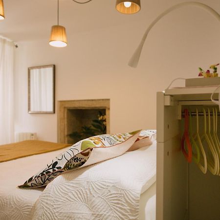 סנטיאגו דה קומפוסטלה Roompedra Apartamentos Turisticos מראה חיצוני תמונה