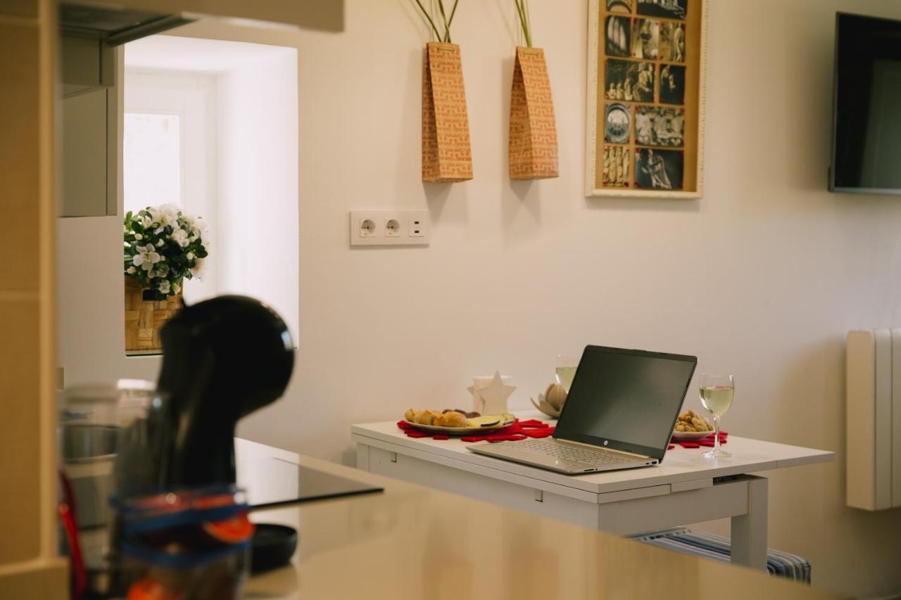 סנטיאגו דה קומפוסטלה Roompedra Apartamentos Turisticos מראה חיצוני תמונה