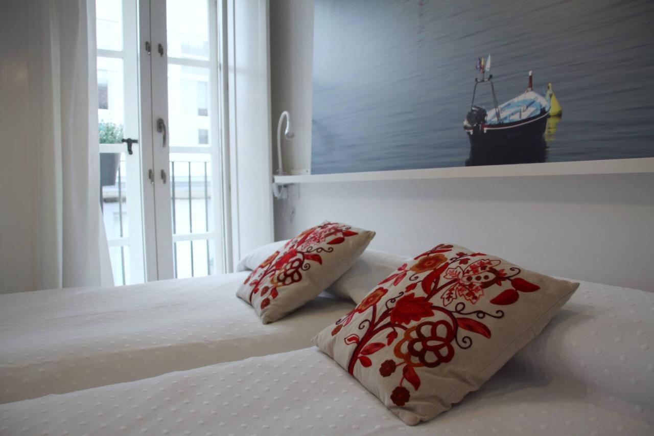 סנטיאגו דה קומפוסטלה Roompedra Apartamentos Turisticos מראה חיצוני תמונה