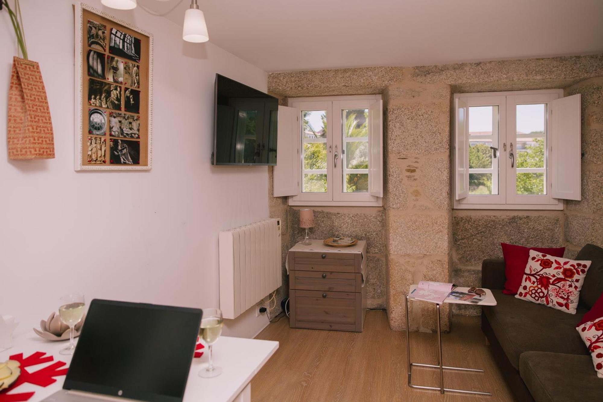 סנטיאגו דה קומפוסטלה Roompedra Apartamentos Turisticos מראה חיצוני תמונה