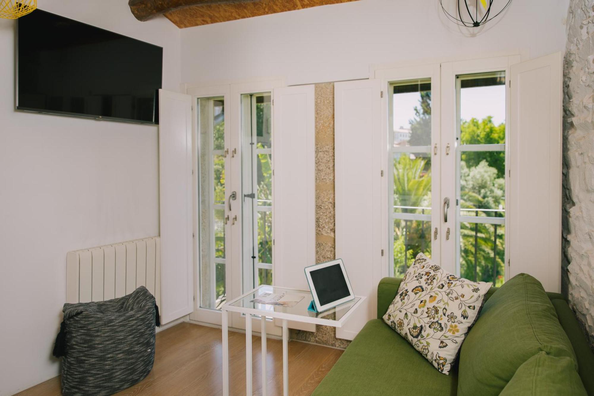 סנטיאגו דה קומפוסטלה Roompedra Apartamentos Turisticos מראה חיצוני תמונה