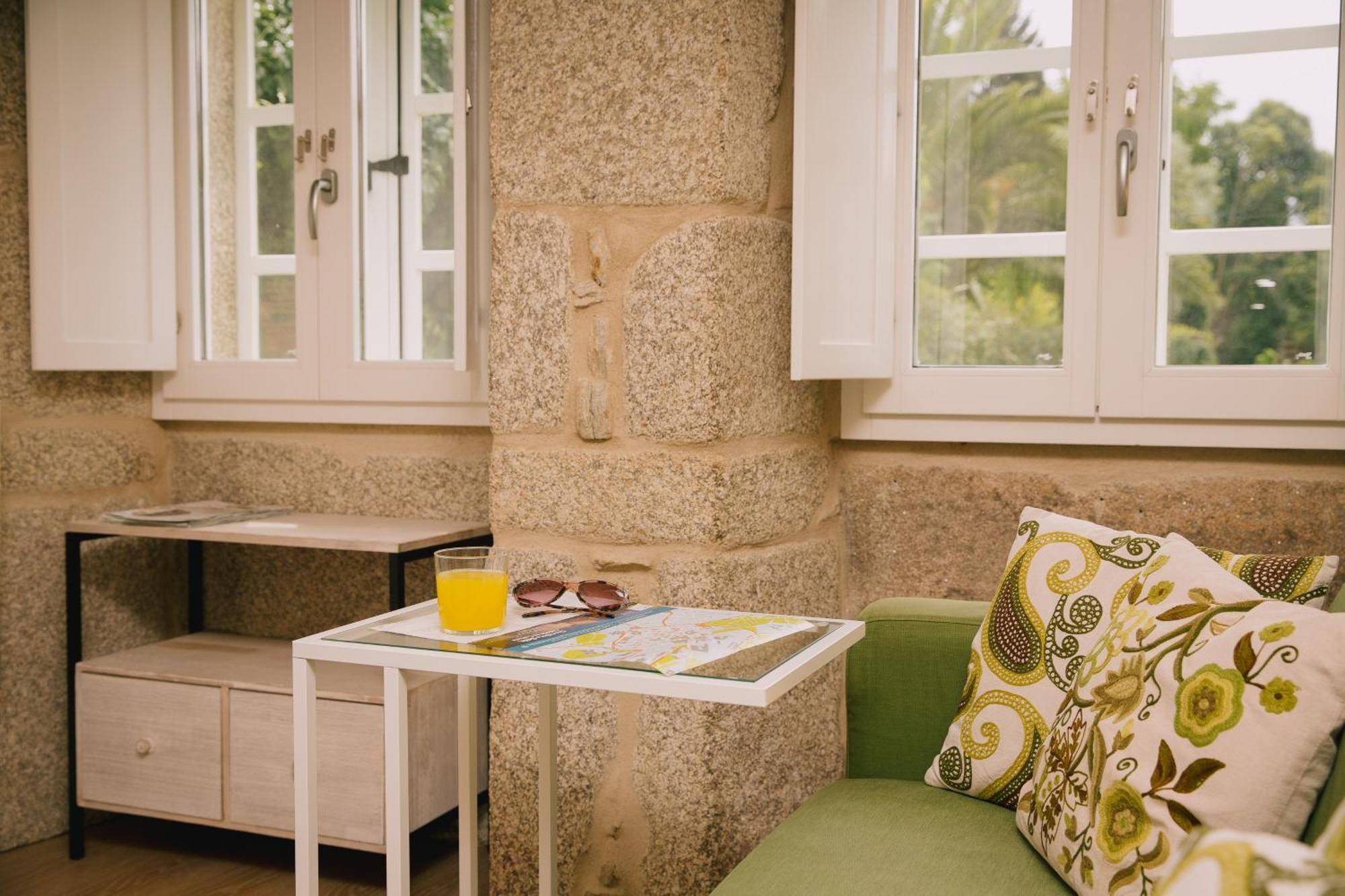 סנטיאגו דה קומפוסטלה Roompedra Apartamentos Turisticos מראה חיצוני תמונה